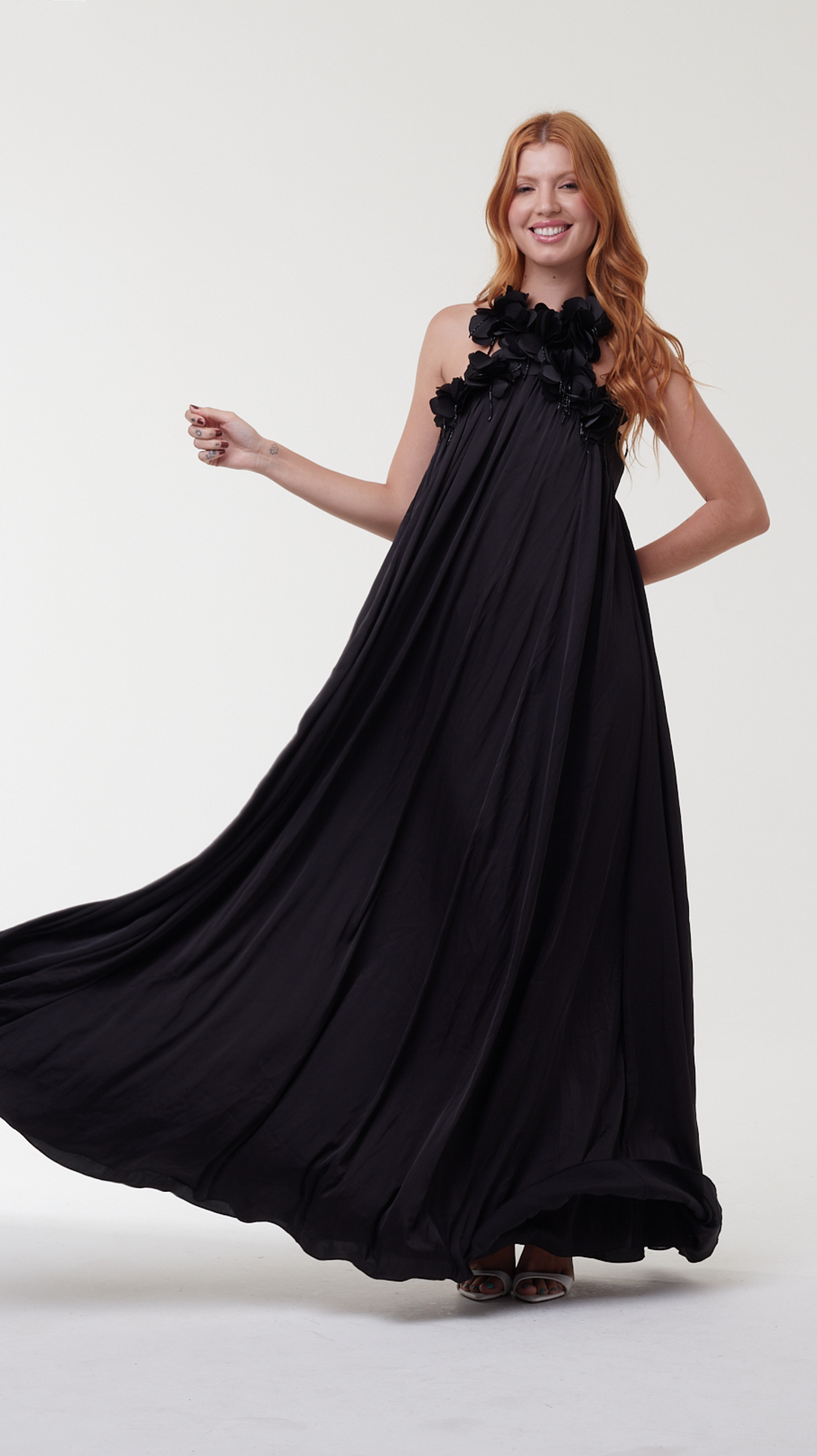 Vestido Longo Cetim Rafine Preto - PatBo